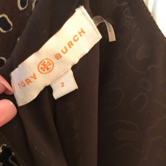 Tory Burch Animal pint sleeveless shell; size 2 - Picture 5 of 5